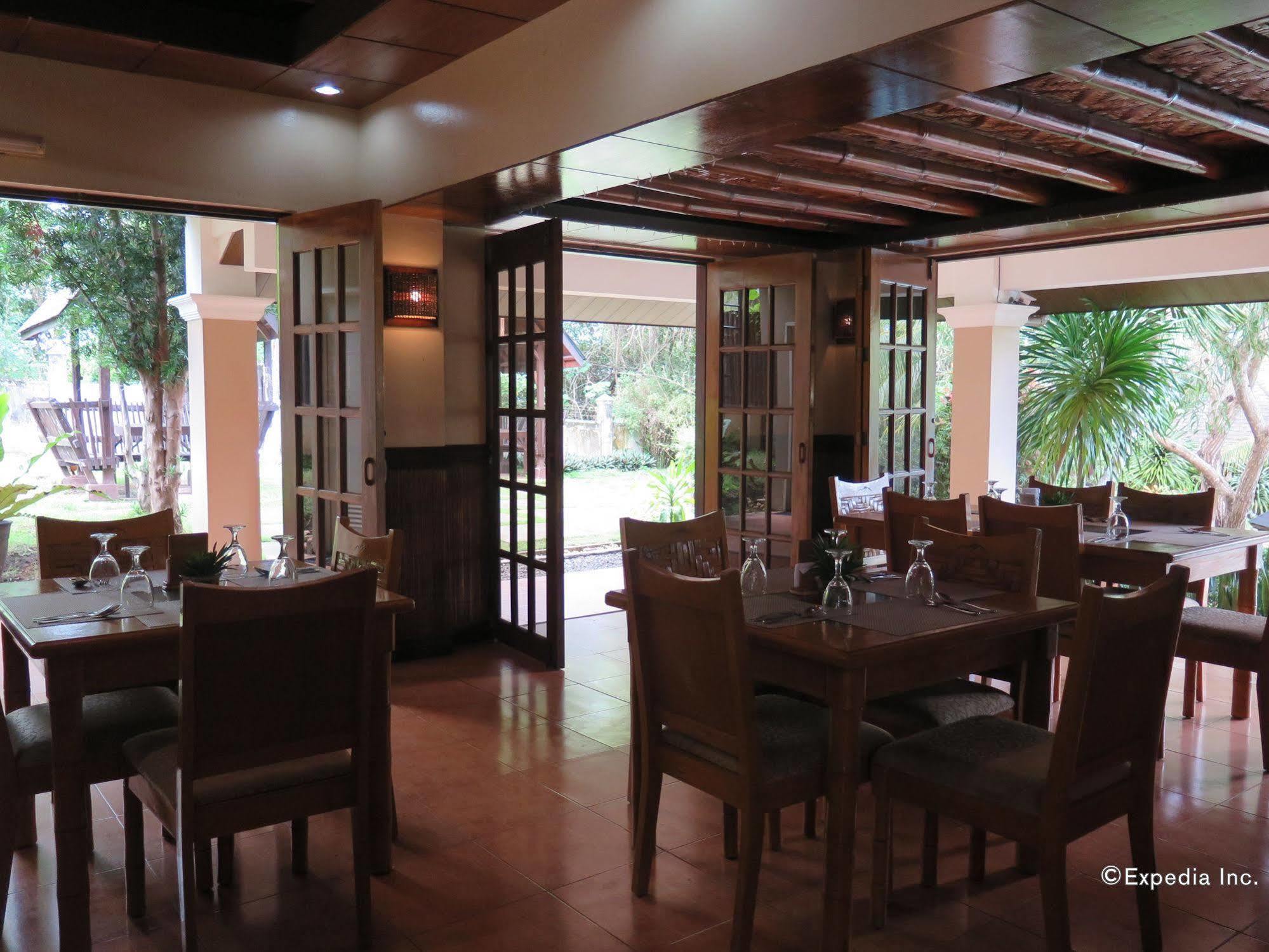G'S Grand Resort And Convention Center Panglao Kültér fotó